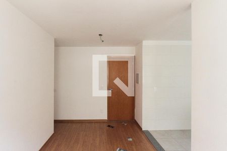 Sala de apartamento para alugar com 2 quartos, 43m² em Cidade São Mateus, São Paulo