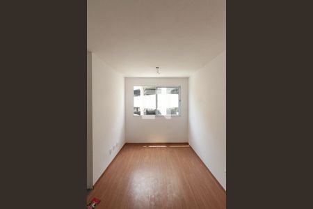 Sala de apartamento para alugar com 2 quartos, 43m² em Cidade São Mateus, São Paulo