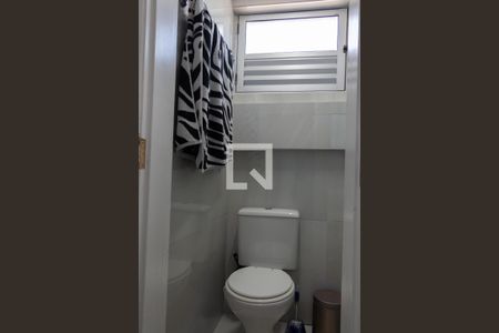 Banheiro  de kitnet/studio à venda com 1 quarto, 29m² em Vila Polopoli, São Paulo