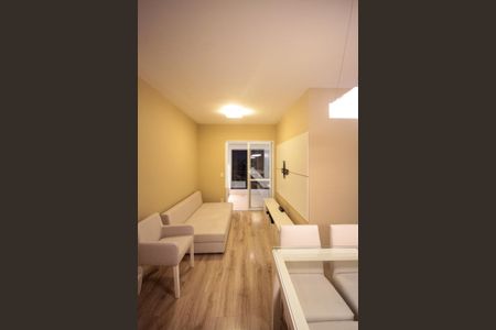 Sala de apartamento à venda com 2 quartos, 65m² em Jardim Piqueroby, São Paulo