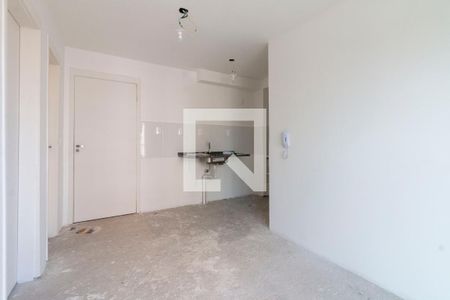 Sala de apartamento para alugar com 2 quartos, 35m² em Vila Carmosina, São Paulo