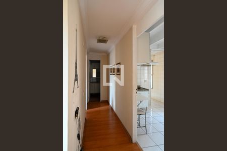 Corredor de apartamento à venda com 2 quartos, 64m² em Vila Santa Teresa (zona Sul), São Paulo