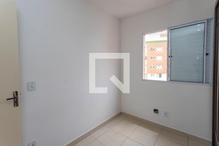 Quarto 1  de apartamento para alugar com 2 quartos, 44m² em Canhema, Diadema