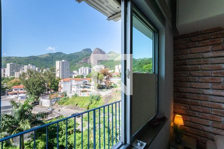Quarto 1 de apartamento à venda com 2 quartos, 59m² em Grajau, Rio de Janeiro