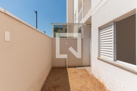 Quintal de apartamento à venda com 2 quartos, 73m² em Jardim do Lago, Campinas