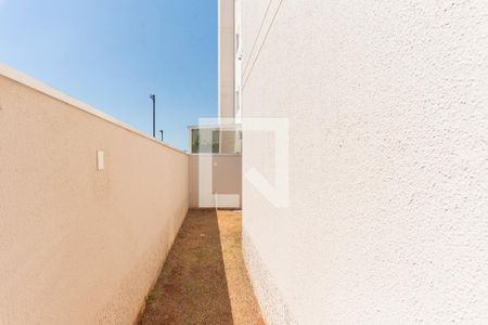 Quintal de apartamento à venda com 2 quartos, 73m² em Jardim do Lago, Campinas