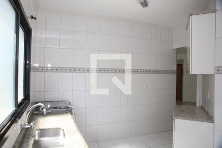 Cozinha de apartamento para alugar com 3 quartos, 128m² em Vila Caiçara, Praia Grande