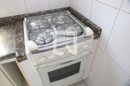 Detalhe da cozinha de apartamento para alugar com 3 quartos, 128m² em Vila Caiçara, Praia Grande