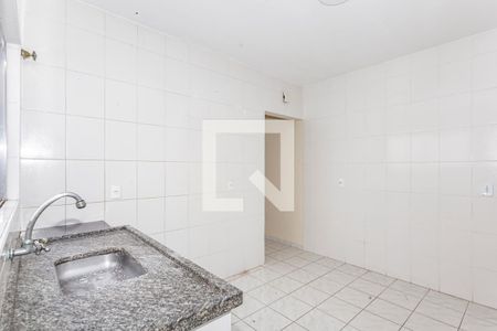 Cozinha de casa para alugar com 1 quarto, 70m² em Vila Santa Teresa (zona Sul), São Paulo