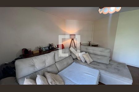 Sala de tv  de apartamento à venda com 3 quartos, 111m² em Sumaré, São Paulo