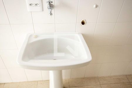 Casa à venda com 140m², 3 quartos e 2 vagas Casa à venda com 140m², 3 quartos e 2 vagasÁrea de Serviço