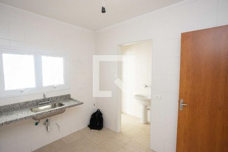 Casa à venda com 140m², 3 quartos e 2 vagas Casa à venda com 140m², 3 quartos e 2 vagasCozinha