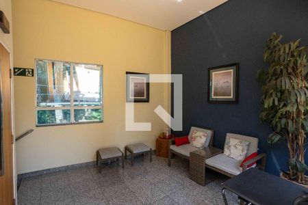 Casa à venda com 140m², 3 quartos e 2 vagas Casa à venda com 140m², 3 quartos e 2 vagasHall social