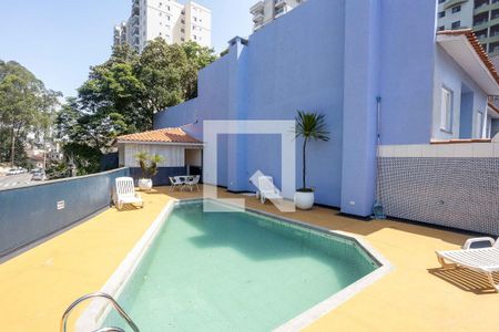 Casa à venda com 140m², 3 quartos e 2 vagas Casa à venda com 140m², 3 quartos e 2 vagasPiscina