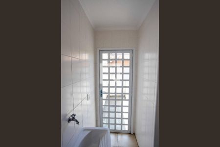 Casa à venda com 140m², 3 quartos e 2 vagas Casa à venda com 140m², 3 quartos e 2 vagasÁrea de Serviço