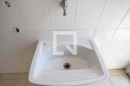 Casa à venda com 140m², 3 quartos e 2 vagas Casa à venda com 140m², 3 quartos e 2 vagasÁrea de Serviço