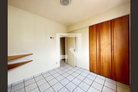 Quarto 1 de apartamento para alugar com 2 quartos, 70m² em Serra, Belo Horizonte