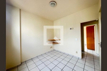 Quarto 1 de apartamento para alugar com 2 quartos, 70m² em Serra, Belo Horizonte