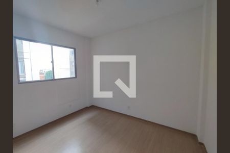 Quarto 2 de apartamento para alugar com 2 quartos, 49m² em Jacarepaguá, Rio de Janeiro