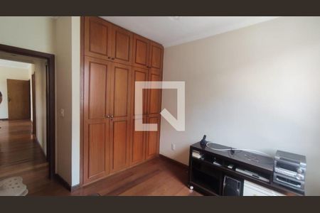 Apartamento à venda com 3 quartos, 98m² em Sagrada Família, Belo Horizonte