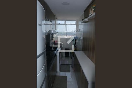 Cozinha de apartamento para alugar com 2 quartos, 48m² em Viga, Nova Iguaçu