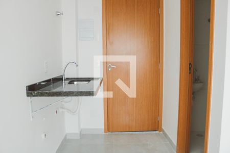 Cozinha de apartamento à venda com 1 quarto, 25m² em Vila Mazzei, São Paulo