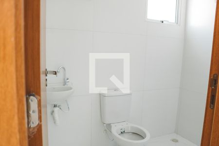 Banheiro de apartamento à venda com 1 quarto, 29m² em Vila Mazzei, São Paulo