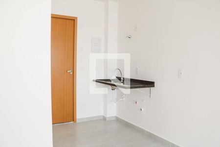 Sala/Cozinha de apartamento à venda com 1 quarto, 29m² em Vila Mazzei, São Paulo