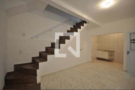 Sala de casa para alugar com 2 quartos, 40m² em Vila Mazzei, São Paulo