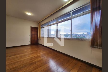 Sala de apartamento à venda com 2 quartos, 71m² em Santo Antônio, Belo Horizonte