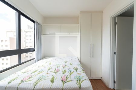 Quarto de kitnet/studio para alugar com 1 quarto, 20m² em Centro, Curitiba