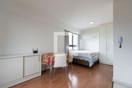 Sala de kitnet/studio para alugar com 1 quarto, 20m² em Centro, Curitiba