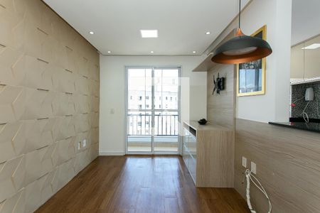 Sala de apartamento para alugar com 2 quartos, 48m² em  Penha de França, São Paulo