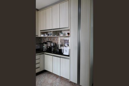 Apartamento à venda com 148m², 3 quartos e 4 vagas Apartamento à venda com 148m², 3 quartos e 4 vagasCozinha