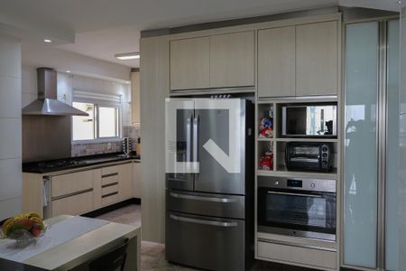 Apartamento à venda com 148m², 3 quartos e 4 vagas Apartamento à venda com 148m², 3 quartos e 4 vagasCozinha