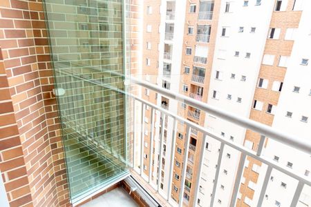 Sacada de apartamento à venda com 2 quartos, 58m² em Jardim Flor da Montanha, Guarulhos