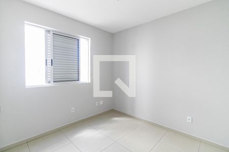 Quarto 2 de apartamento para alugar com 3 quartos, 83m² em Liberdade, Belo Horizonte