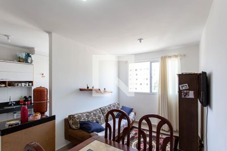 Sala de apartamento para alugar com 2 quartos, 47m² em Planalto, Belo Horizonte