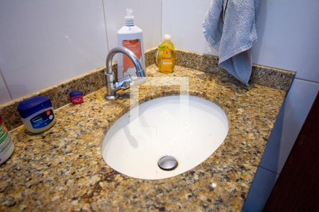 Casa à venda com 70m², 2 quartos e 1 vaga Casa à venda com 70m², 2 quartos e 1 vagaBanheiro Social