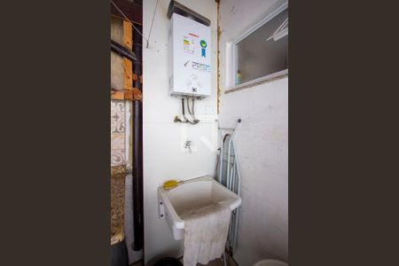 Casa à venda com 70m², 2 quartos e 1 vaga Casa à venda com 70m², 2 quartos e 1 vagaÁrea de Serviço