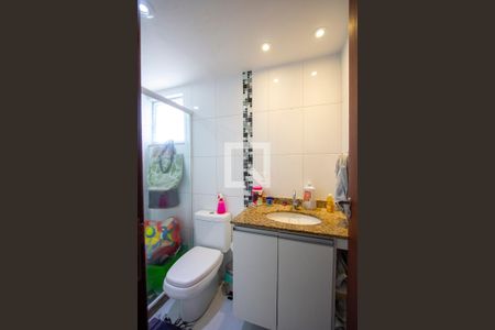 Casa à venda com 70m², 2 quartos e 1 vaga Casa à venda com 70m², 2 quartos e 1 vagaBanheiro Social