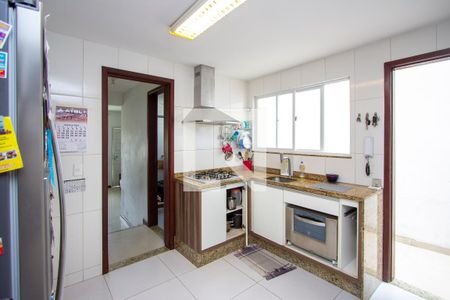 Casa à venda com 70m², 2 quartos e 1 vaga Casa à venda com 70m², 2 quartos e 1 vagaCozinha