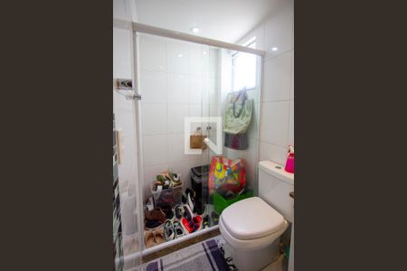 Casa à venda com 70m², 2 quartos e 1 vaga Casa à venda com 70m², 2 quartos e 1 vagaBanheiro Social