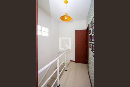 Casa à venda com 70m², 2 quartos e 1 vaga Casa à venda com 70m², 2 quartos e 1 vagaCorredor