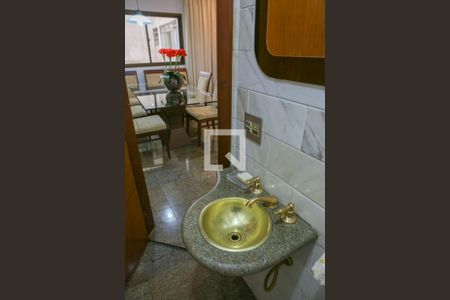 Banheiro de apartamento à venda com 3 quartos, 178m² em Perdizes, São Paulo