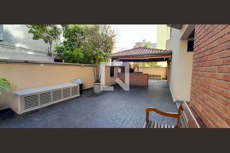 Apartamento à venda com 156m², 3 quartos e 2 vagas Apartamento à venda com 156m², 3 quartos e 2 vagasChurrasqueira