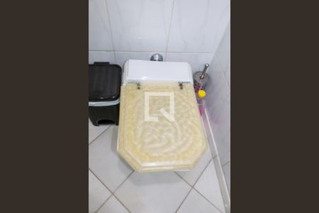 Apartamento à venda com 156m², 3 quartos e 2 vagas Apartamento à venda com 156m², 3 quartos e 2 vagasBanheiro da Suíte 1