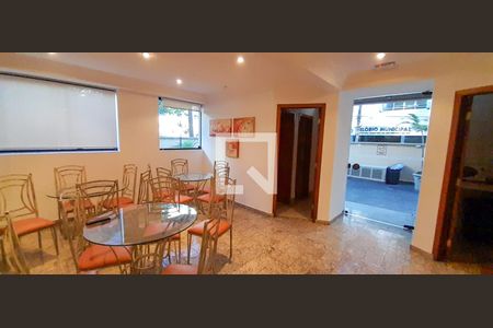 Apartamento à venda com 156m², 3 quartos e 2 vagas Apartamento à venda com 156m², 3 quartos e 2 vagasSalão de Festas