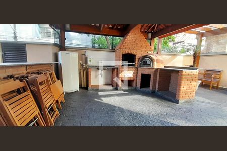 Apartamento à venda com 156m², 3 quartos e 2 vagas Apartamento à venda com 156m², 3 quartos e 2 vagasChurrasqueira