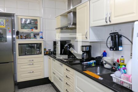 Apartamento à venda com 156m², 3 quartos e 2 vagas Apartamento à venda com 156m², 3 quartos e 2 vagasCozinha